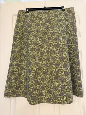 Eddie Bauer Green and Brown Floral A-Line Skirt